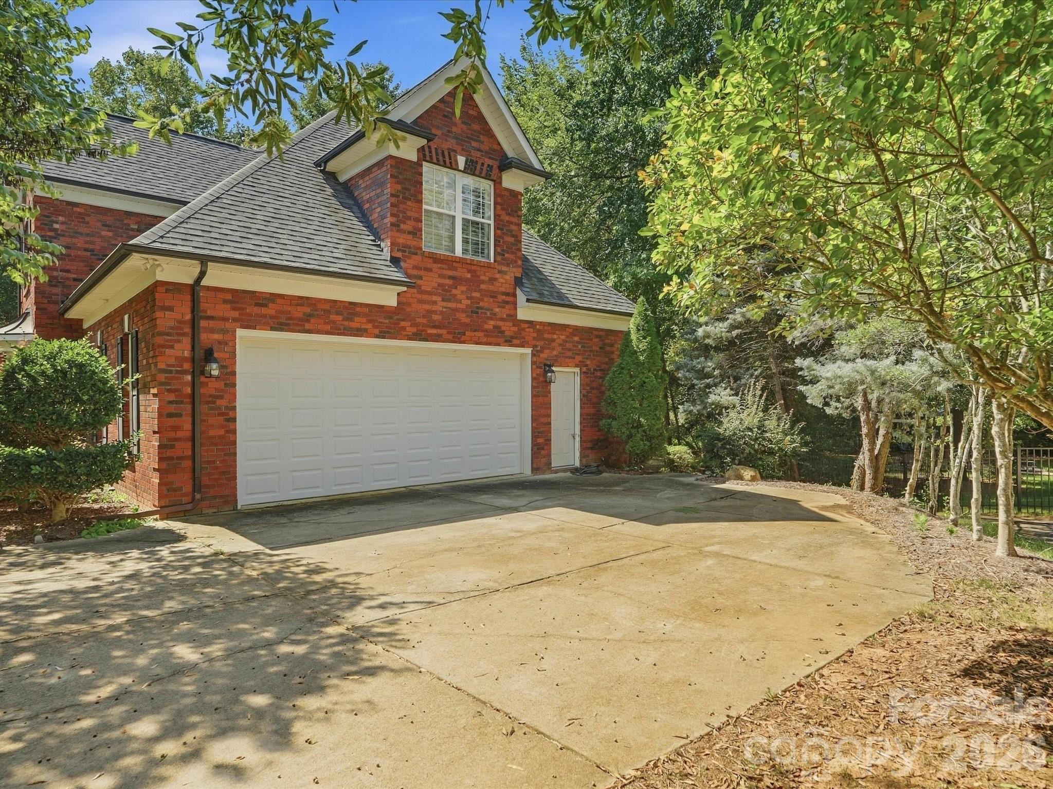 4801 Trey View Court 40