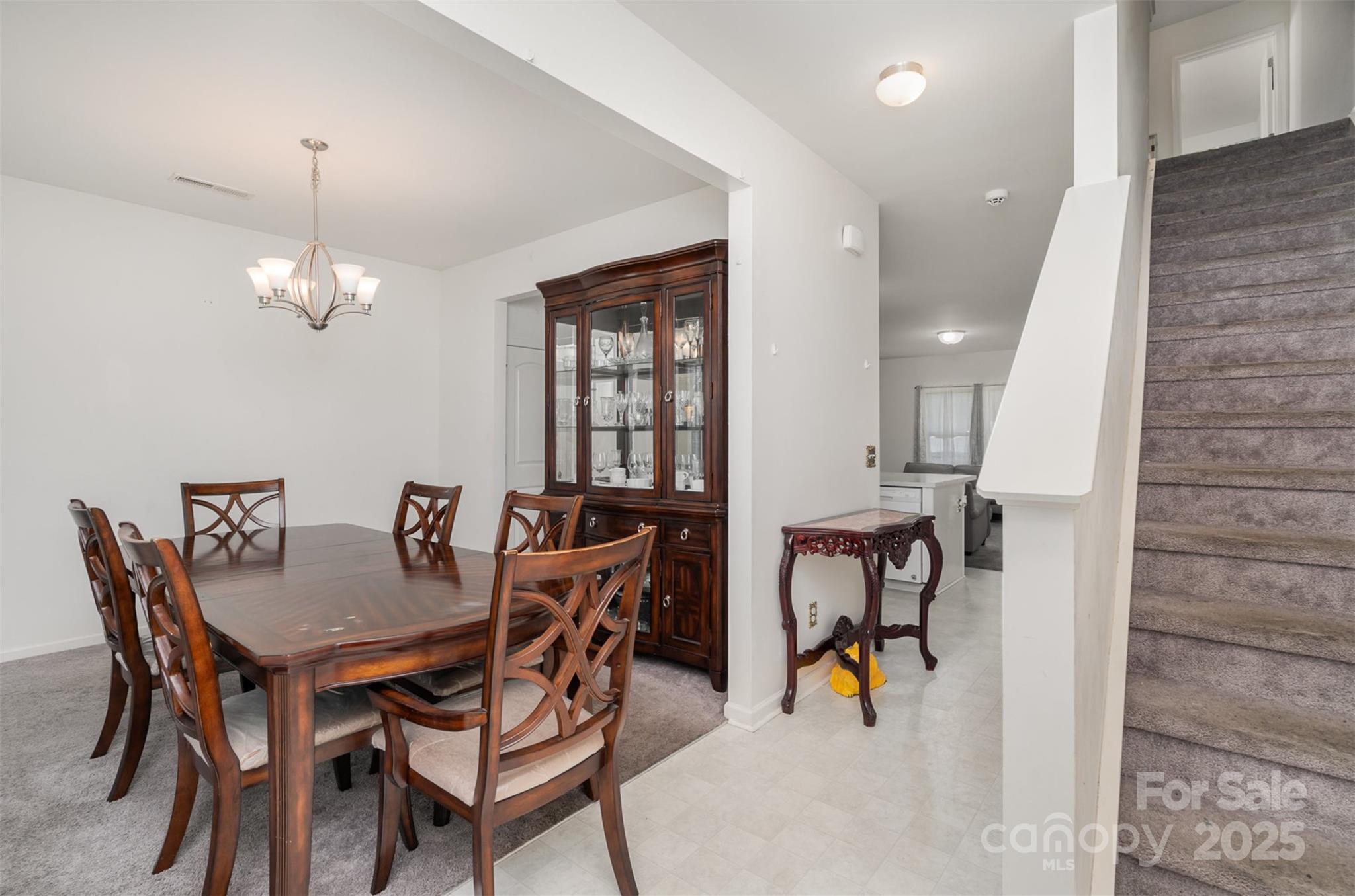 4406 Huntley Glen Drive