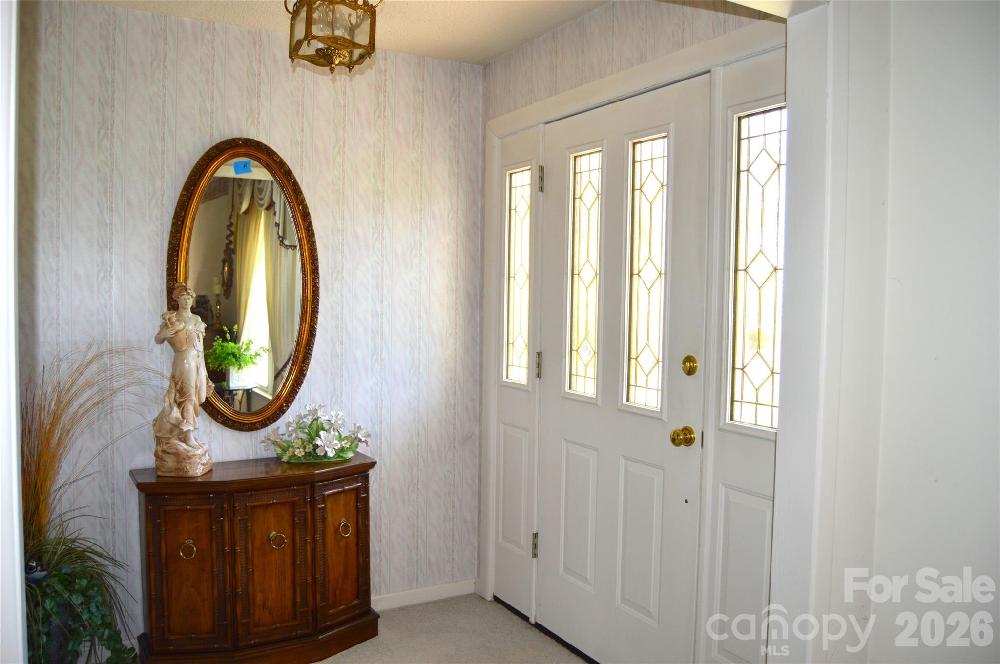 1015 Woodbine Place NE