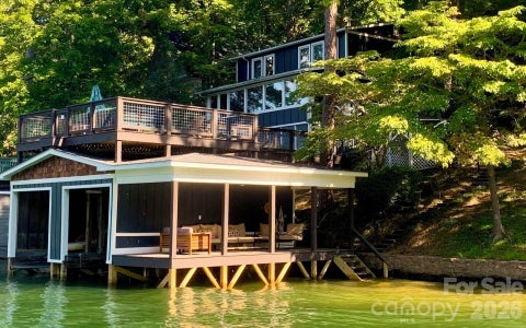 Photo of 138 Hummingbird Cove, Lake Lure, NC 28746 (MLS # 4423376)