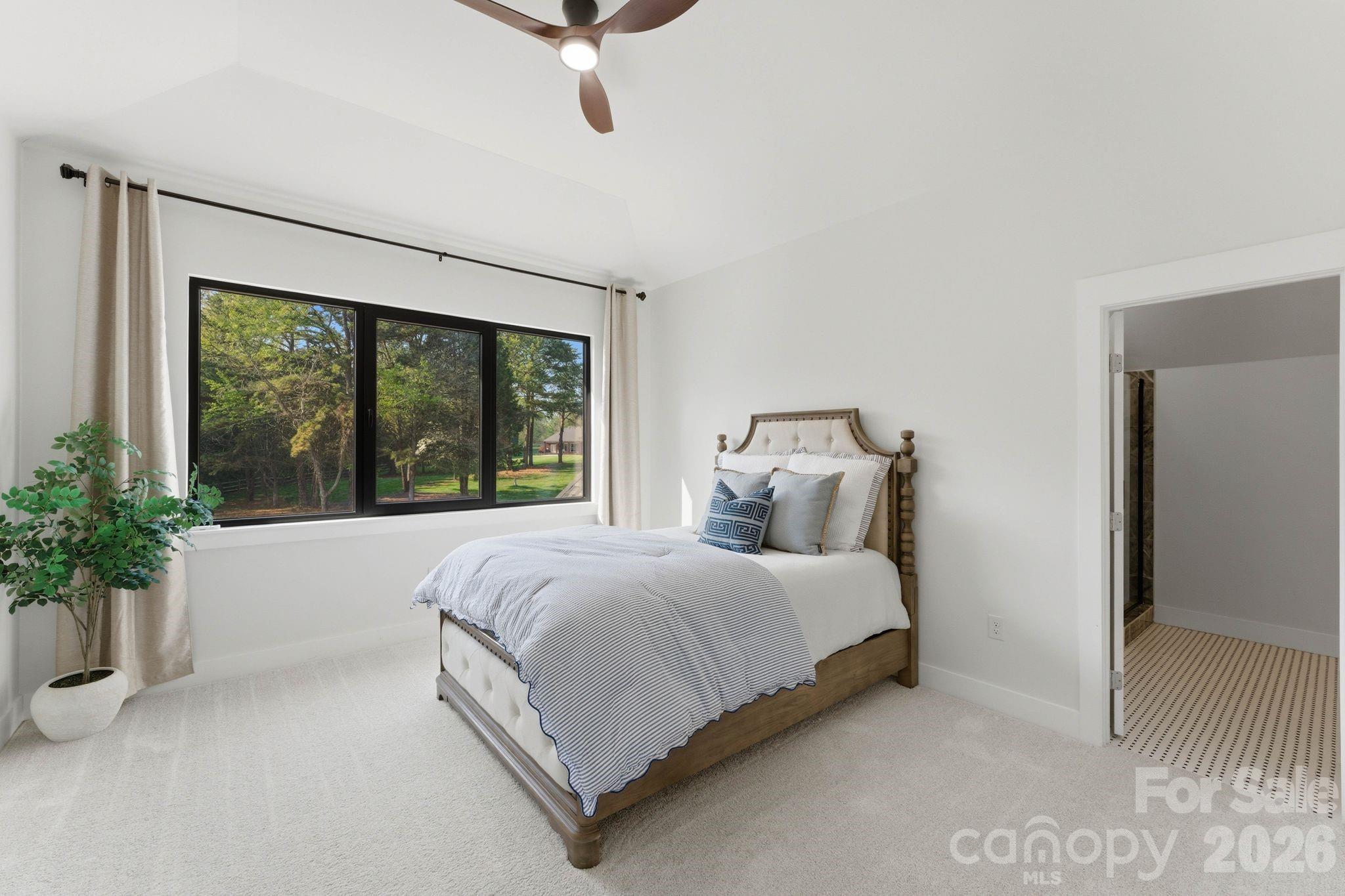 Queens Cove - Residential