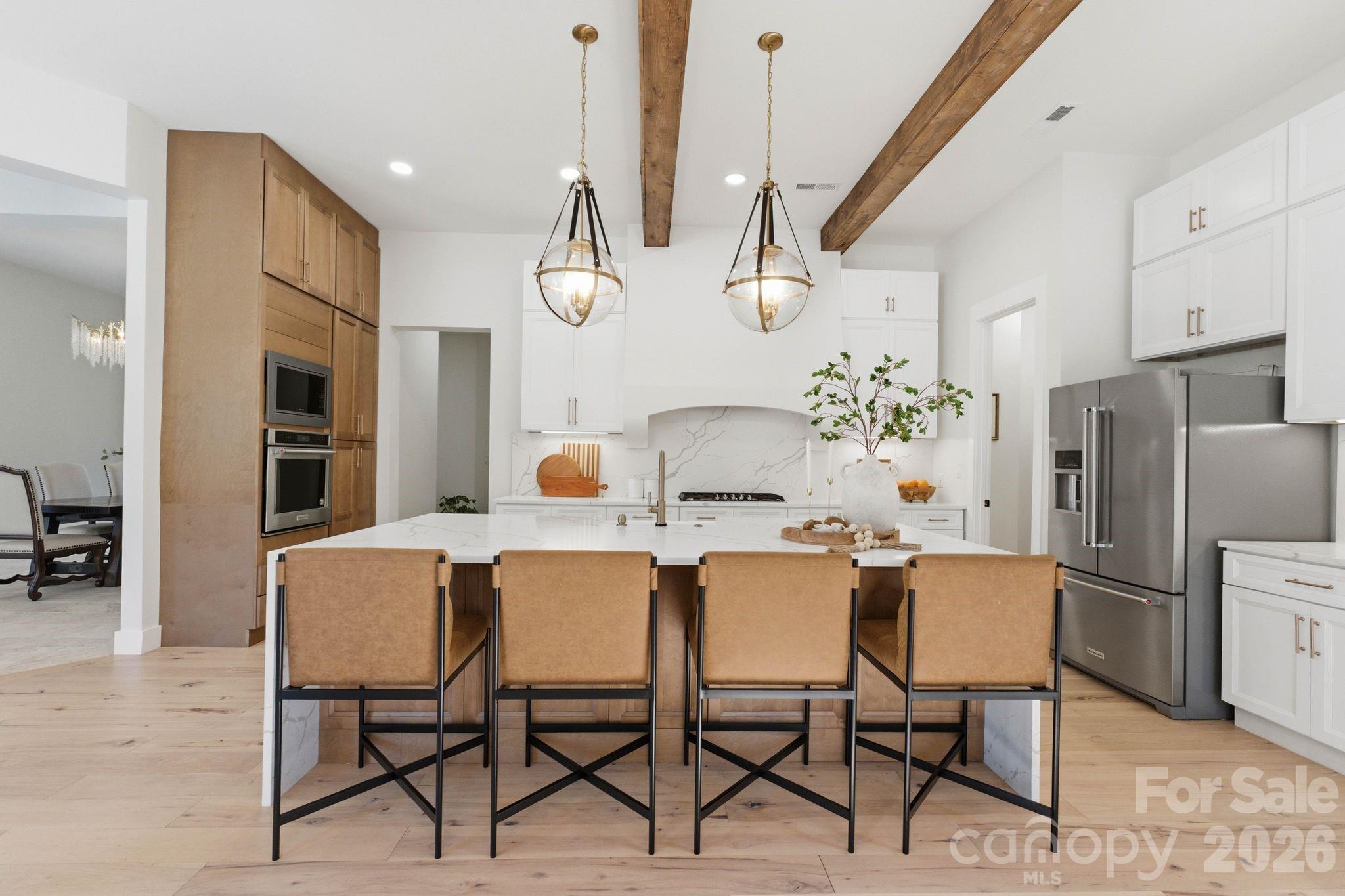 Queens Cove - Residential