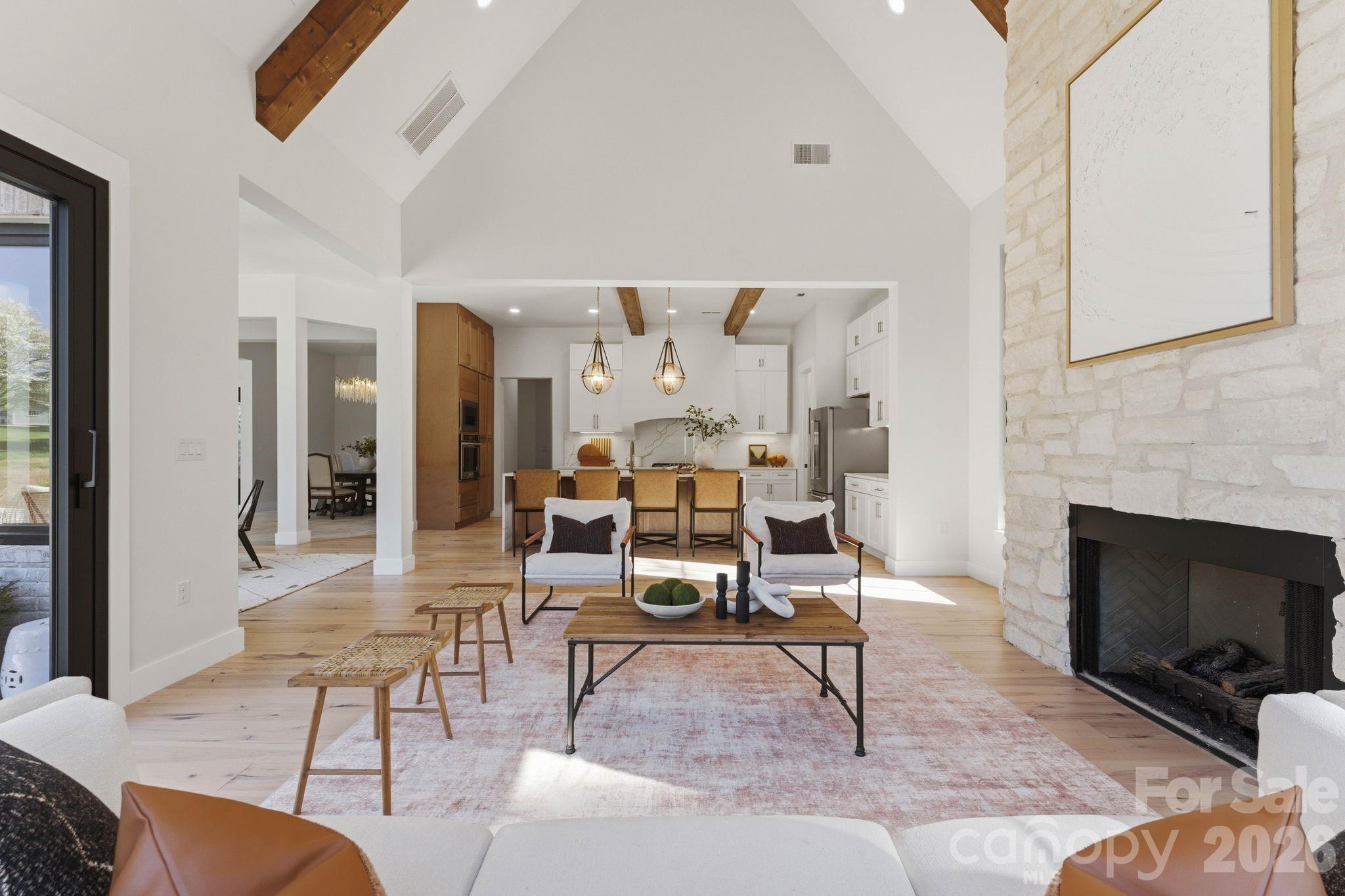 Queens Cove - Residential