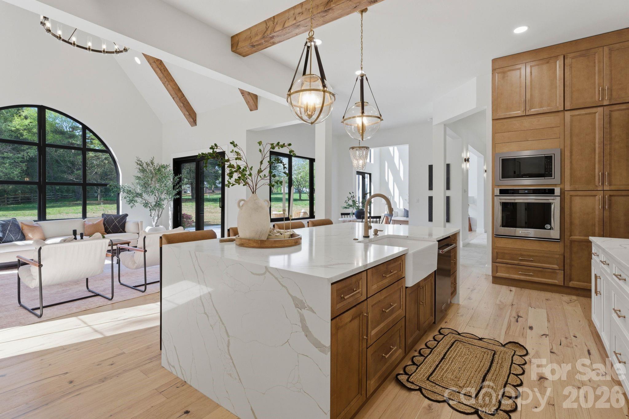 Queens Cove - Residential