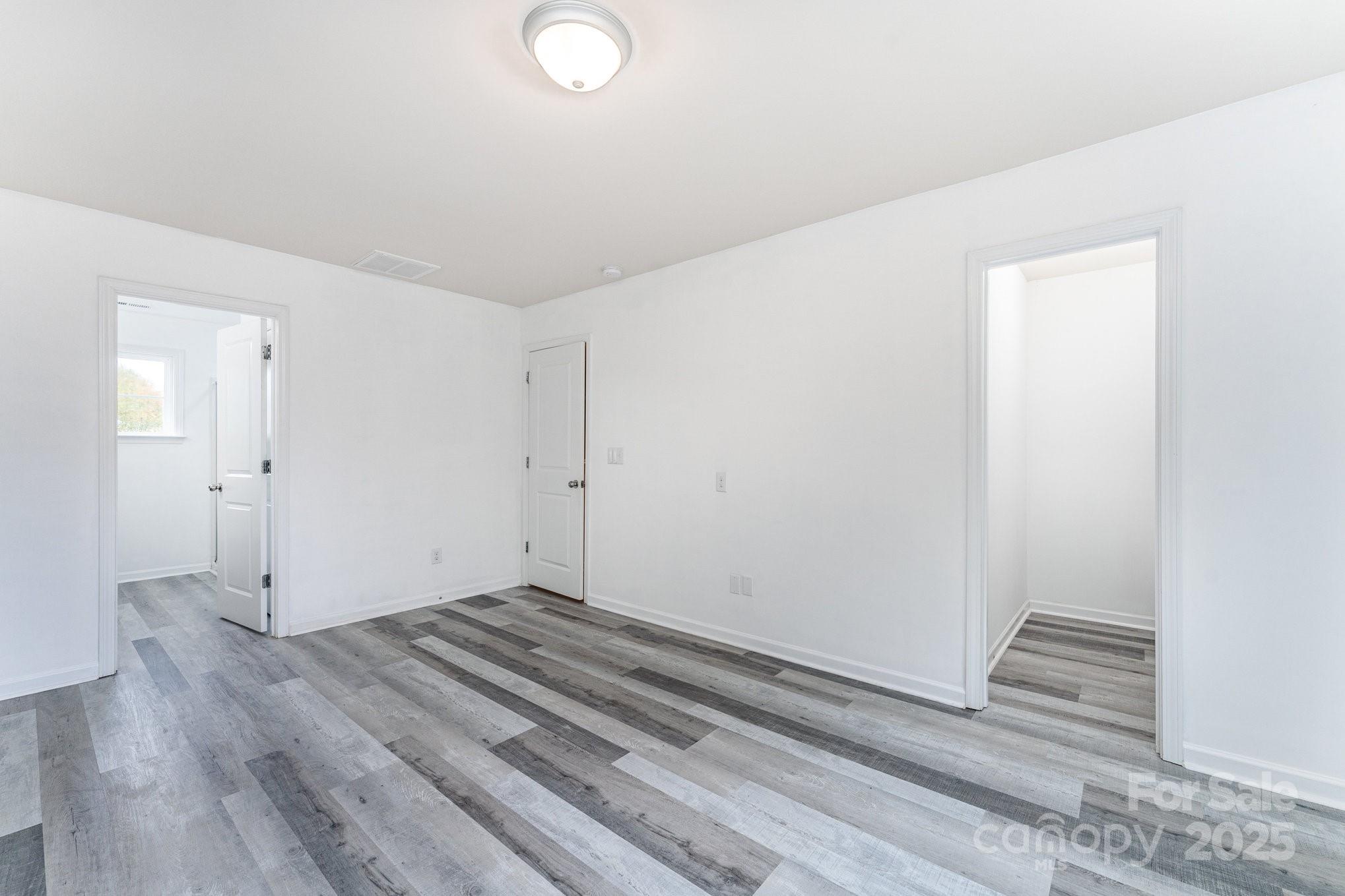 Starmount Cove - Residential