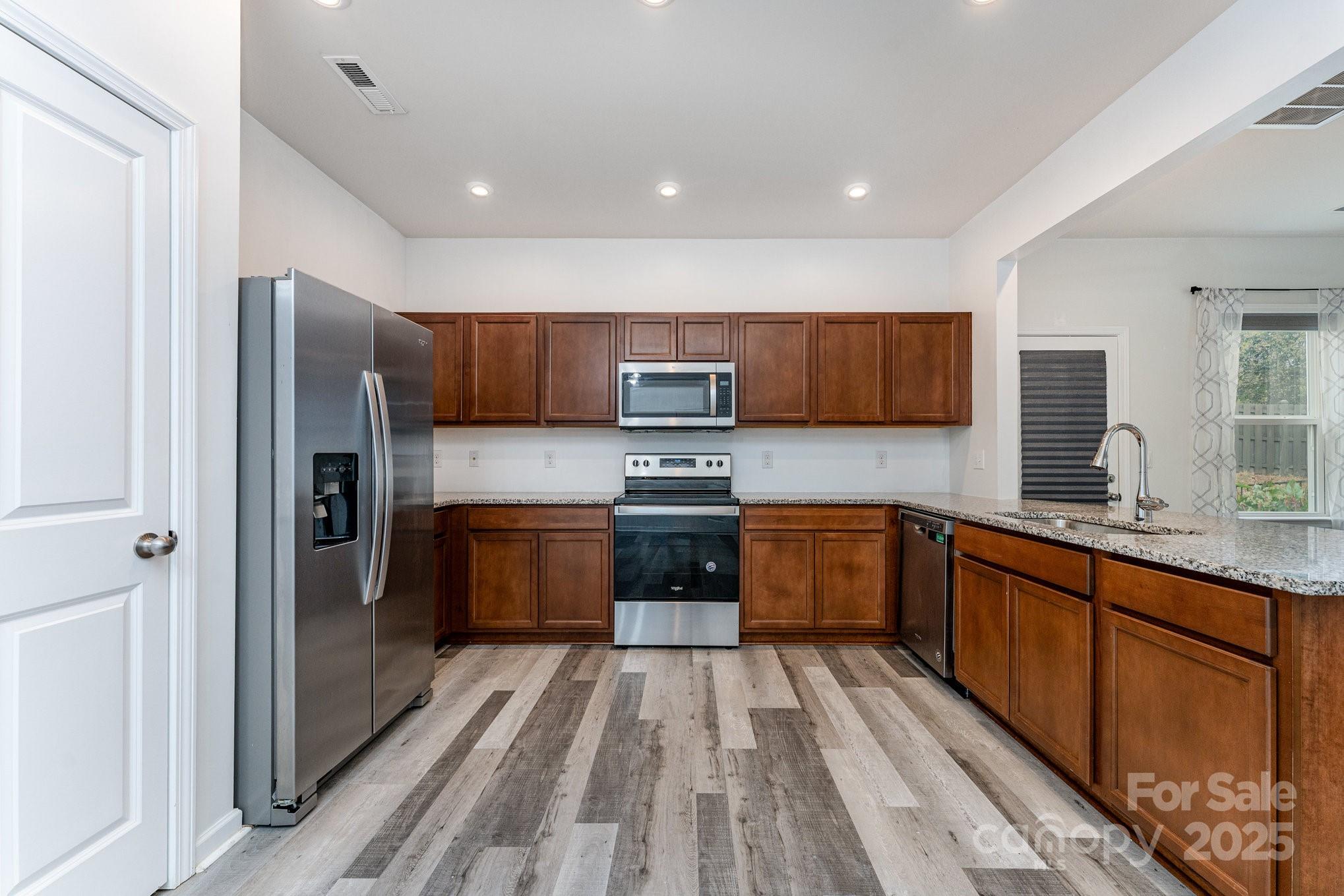 Starmount Cove - Residential