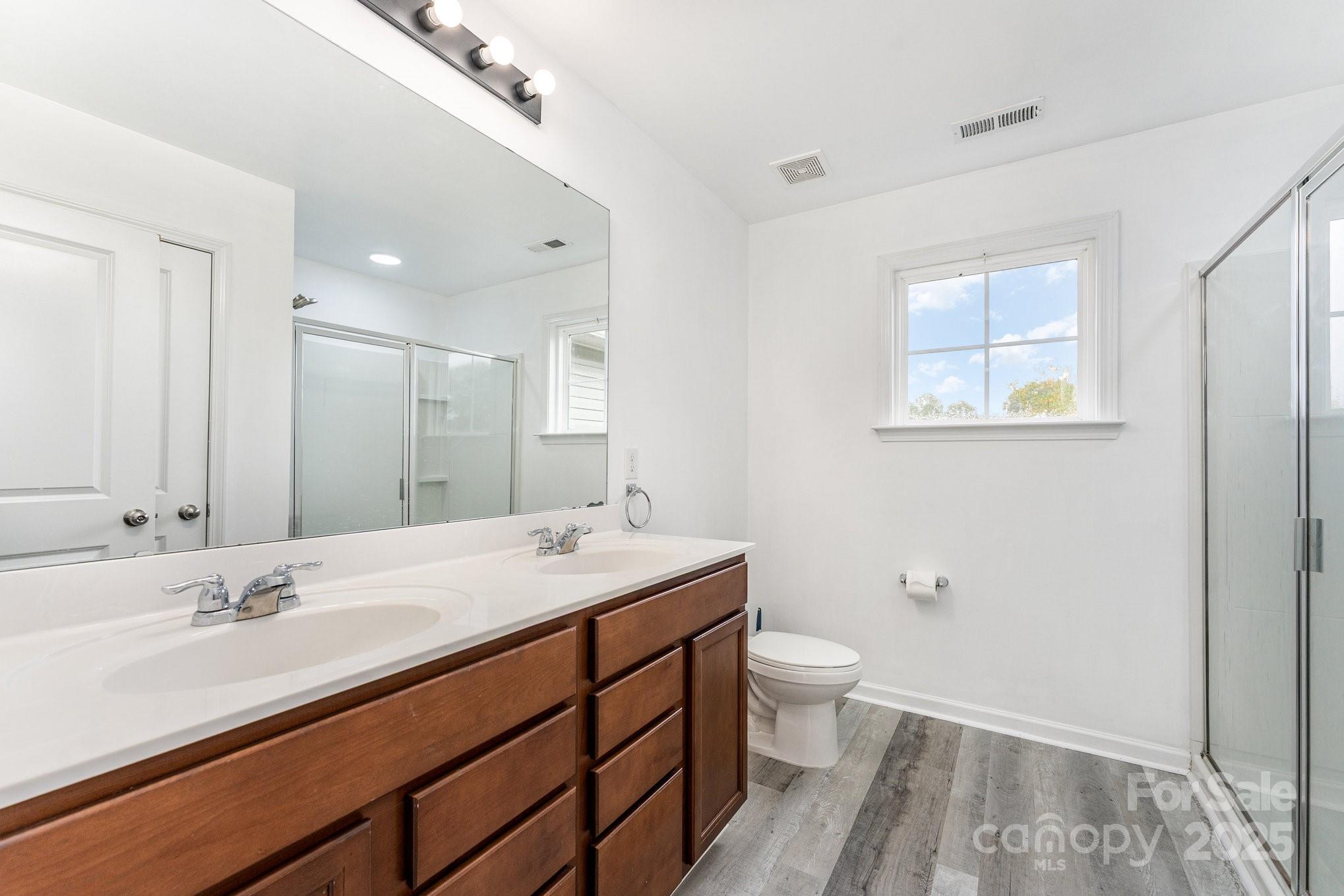 Starmount Cove - Residential