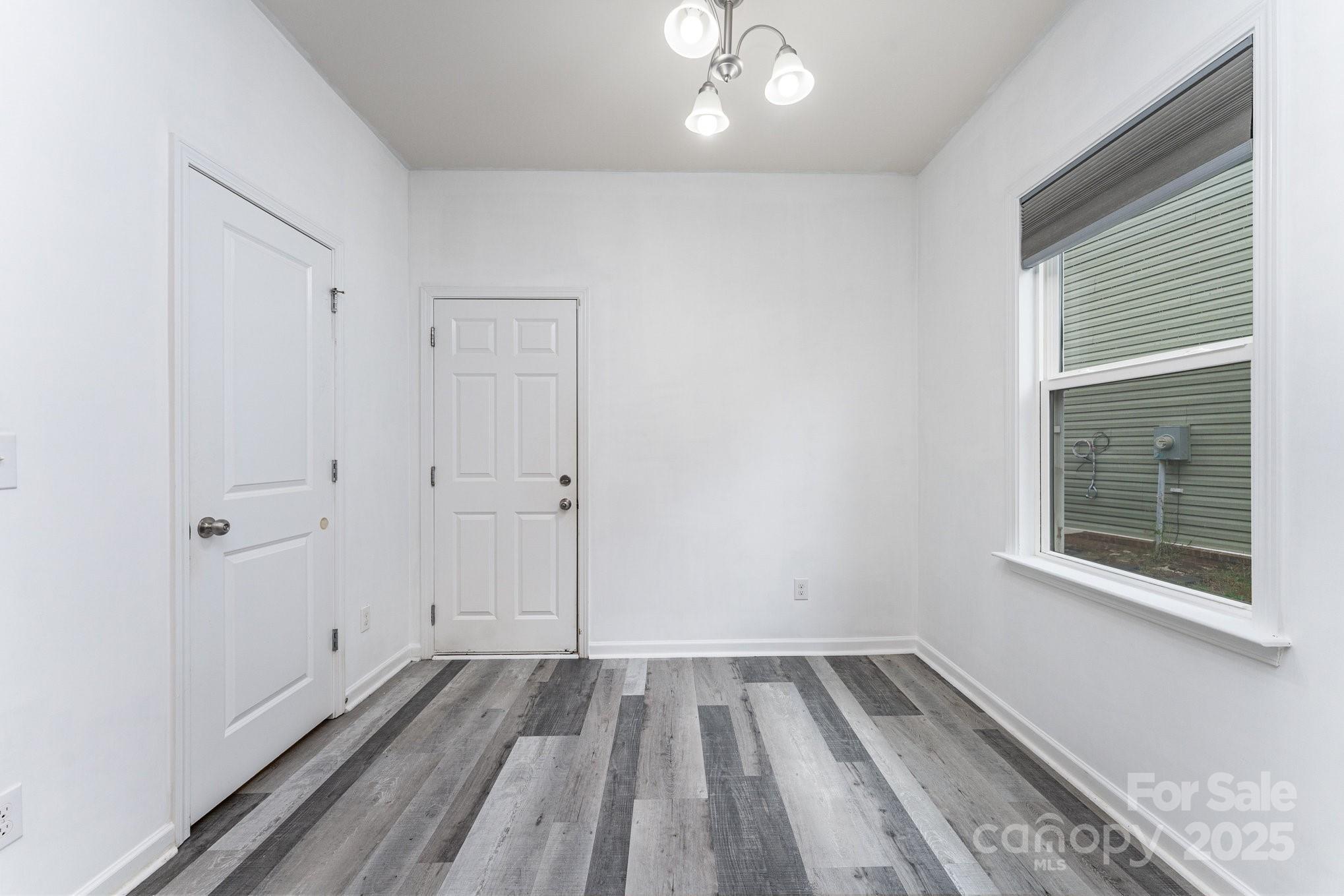 Starmount Cove - Residential