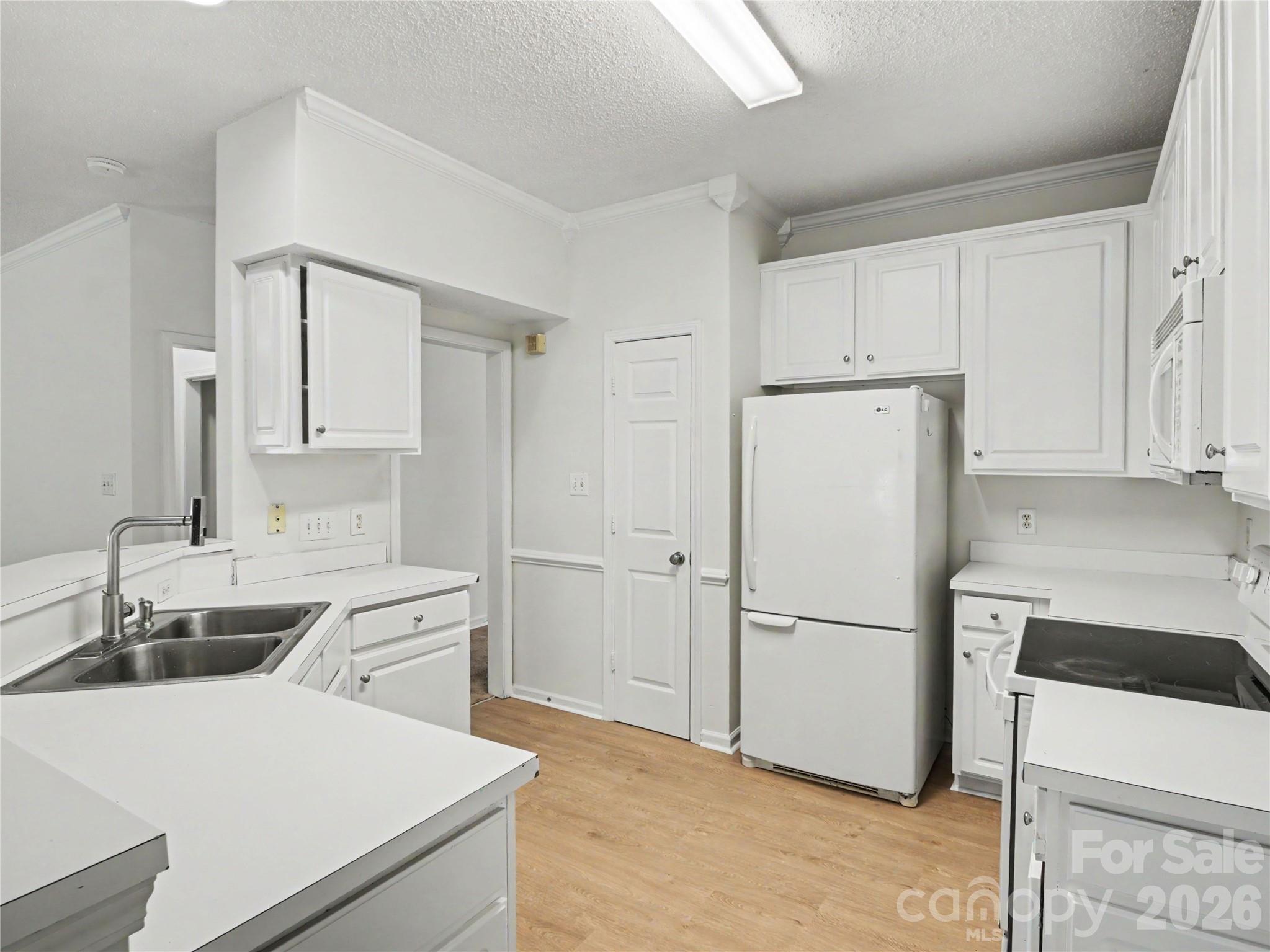 Hunters Ridge At The Crsg - Residential