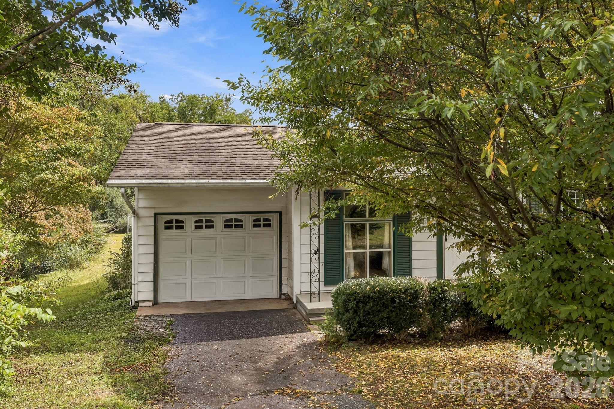 648 Crystal Drive