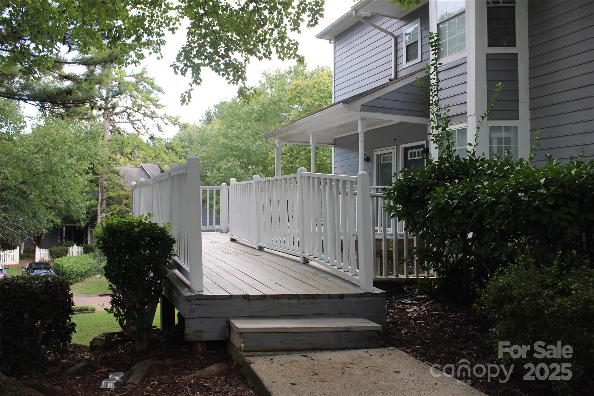 6039 Treetop Court