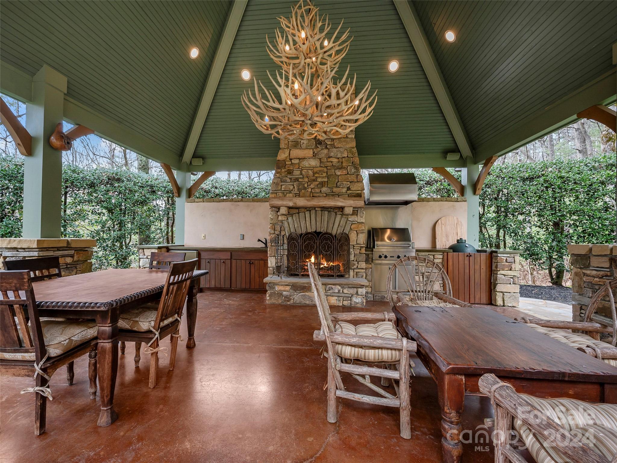 Champion Hills - Residential