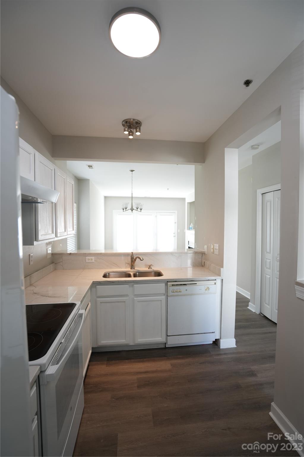 Avalon at Mallard Creek - Residential