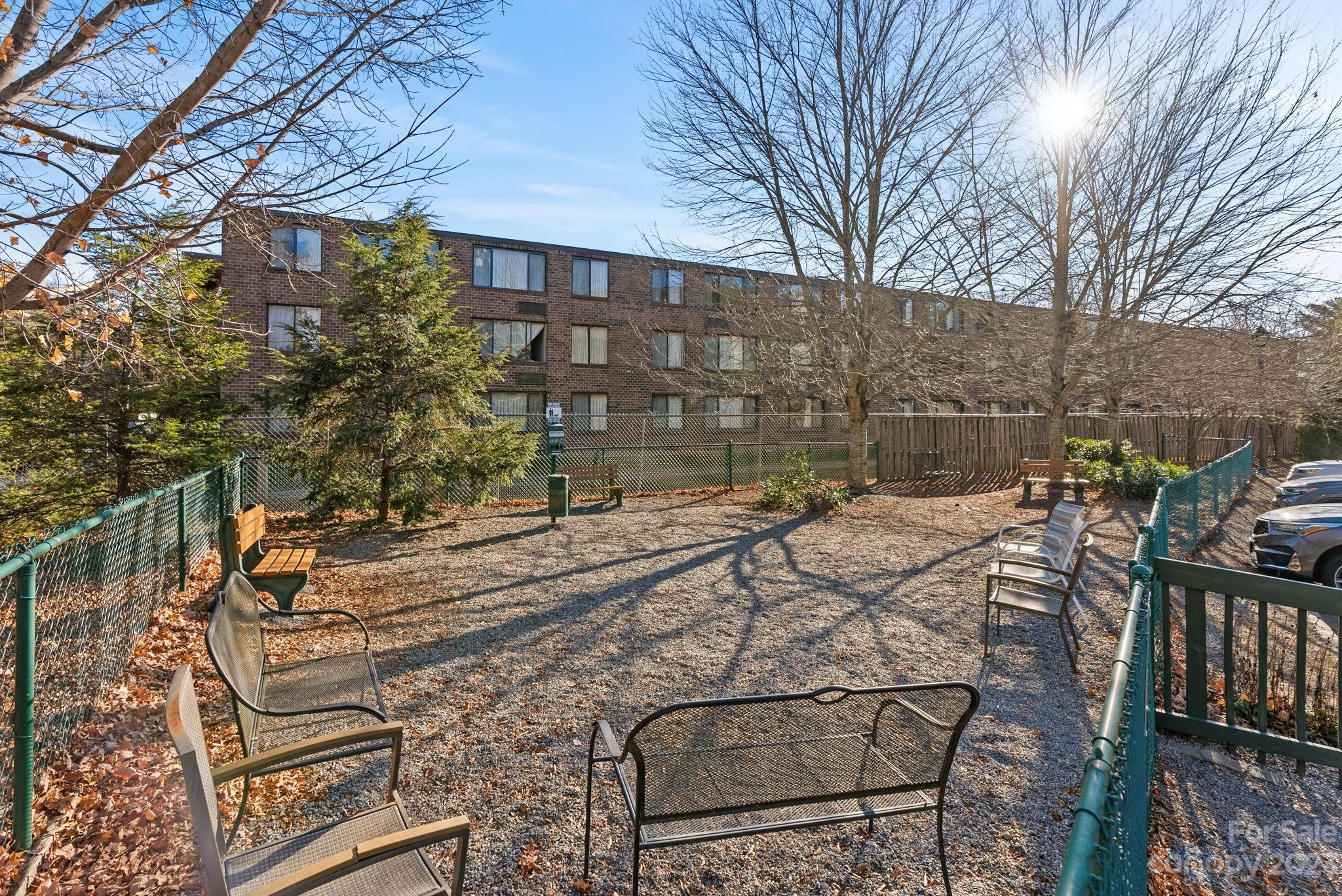 Beaucatcher House - Residential