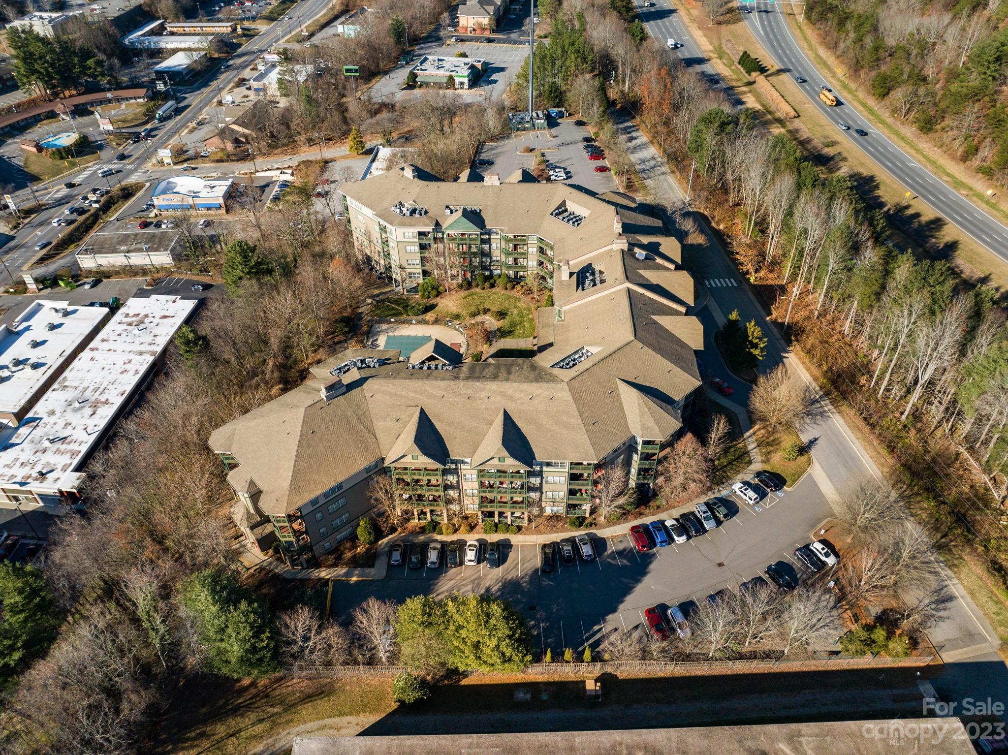 Beaucatcher House - Residential