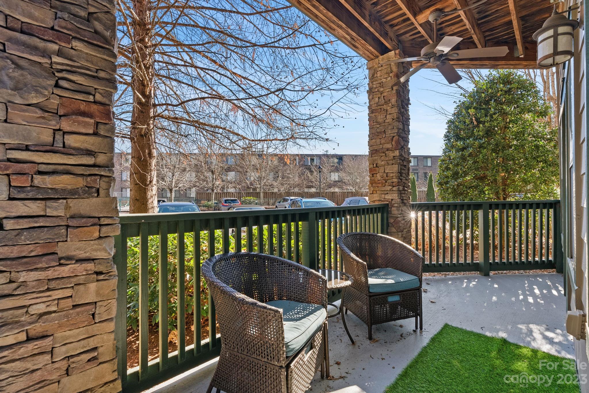 Beaucatcher House - Residential