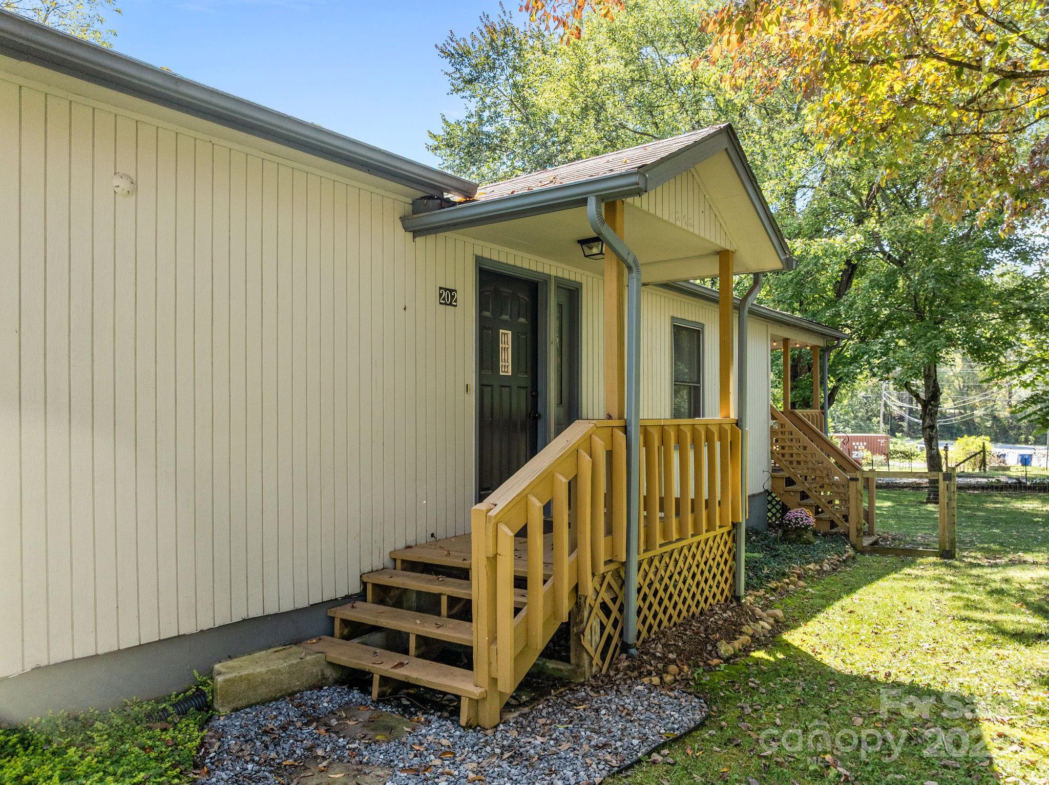 202 Kerlee Heights Road