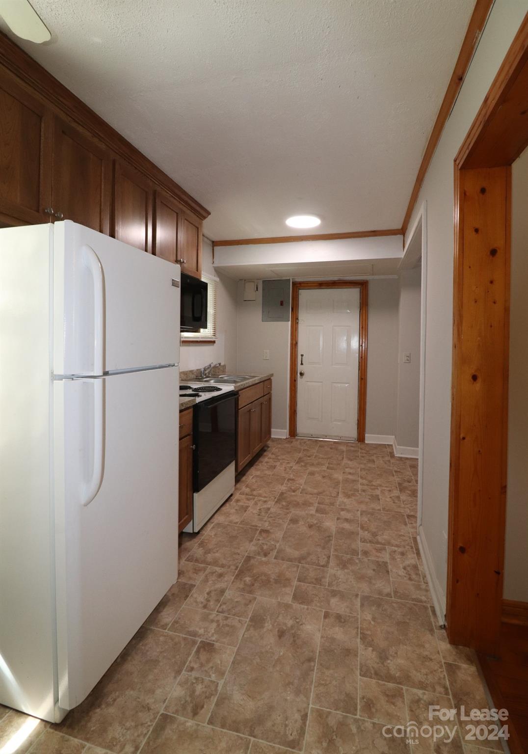 Sunrise Park - Residential Lease