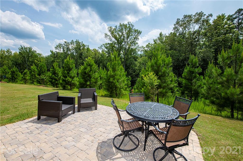 Tree Tops - Residential