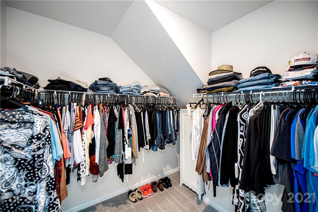 Tree Tops - Residential