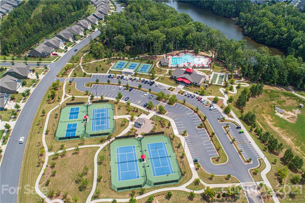 Tree Tops - Residential