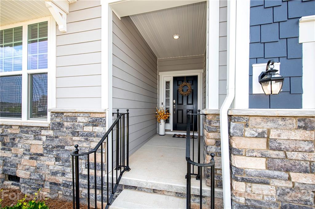 Tree Tops - Residential