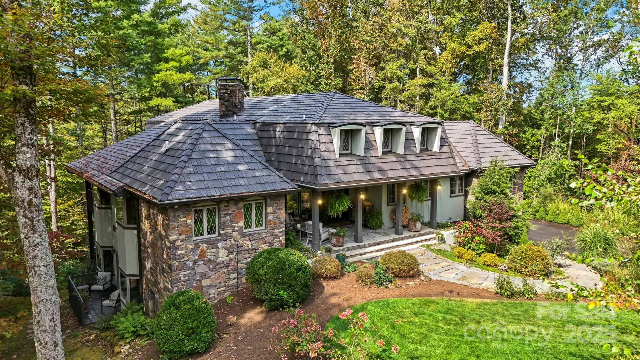 Vilas, North Carolina 28692, United States, 3 Bedrooms Bedrooms, ,4 BathroomsBathrooms,Residential,Active,229824 Vilas, North Carolina 28692, United States, 3 Bedrooms Bedrooms, ,4 BathroomsBathrooms,Residential,Active,229824