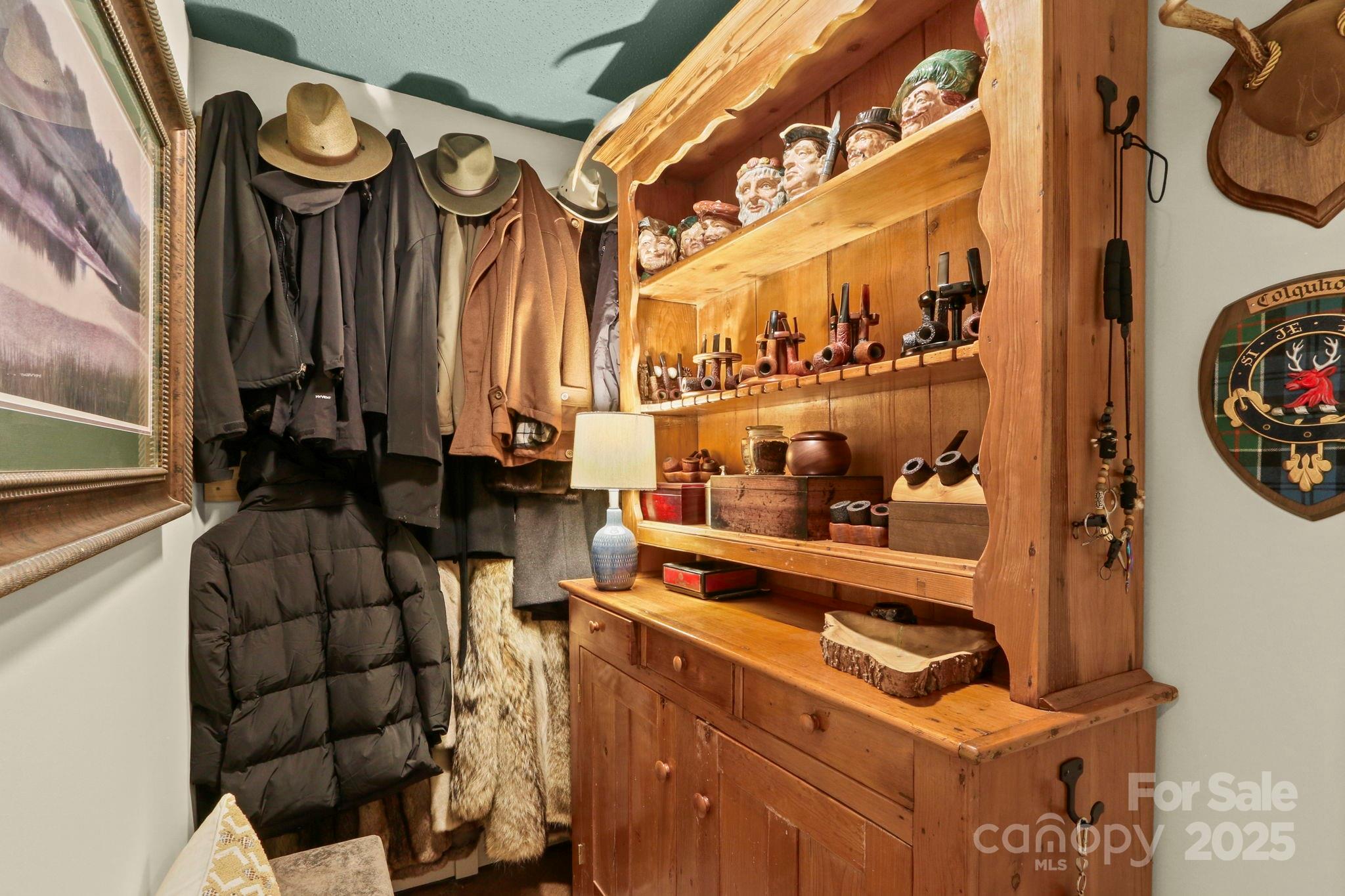 Vilas, North Carolina 28692, United States, 3 Bedrooms Bedrooms, ,4 BathroomsBathrooms,Residential,Active,229824