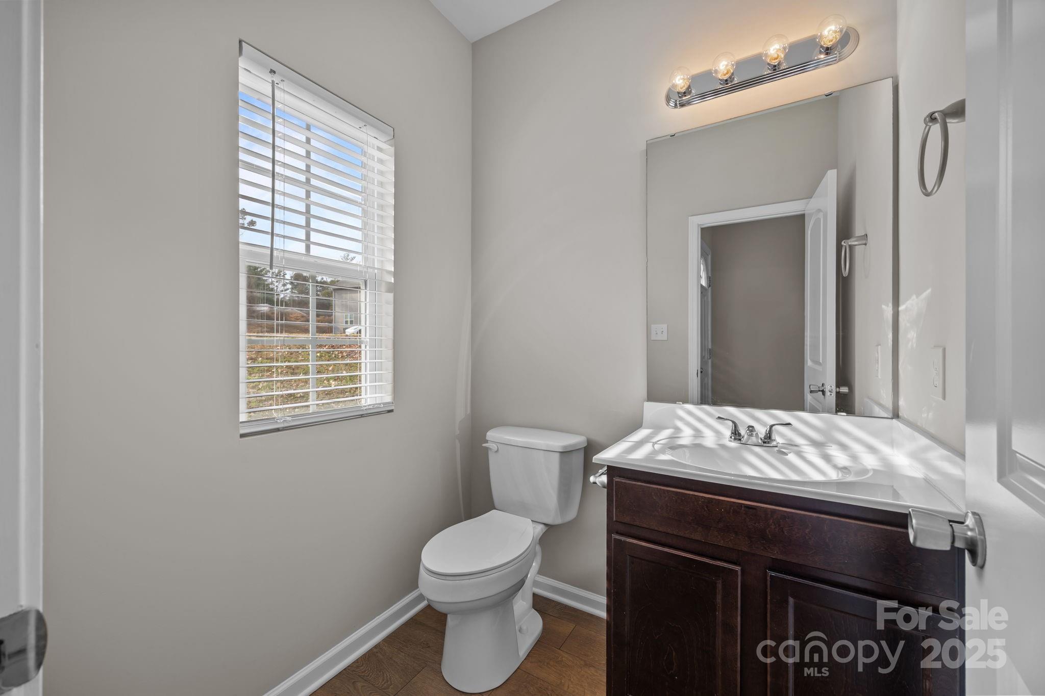 115 Lookout Point Place