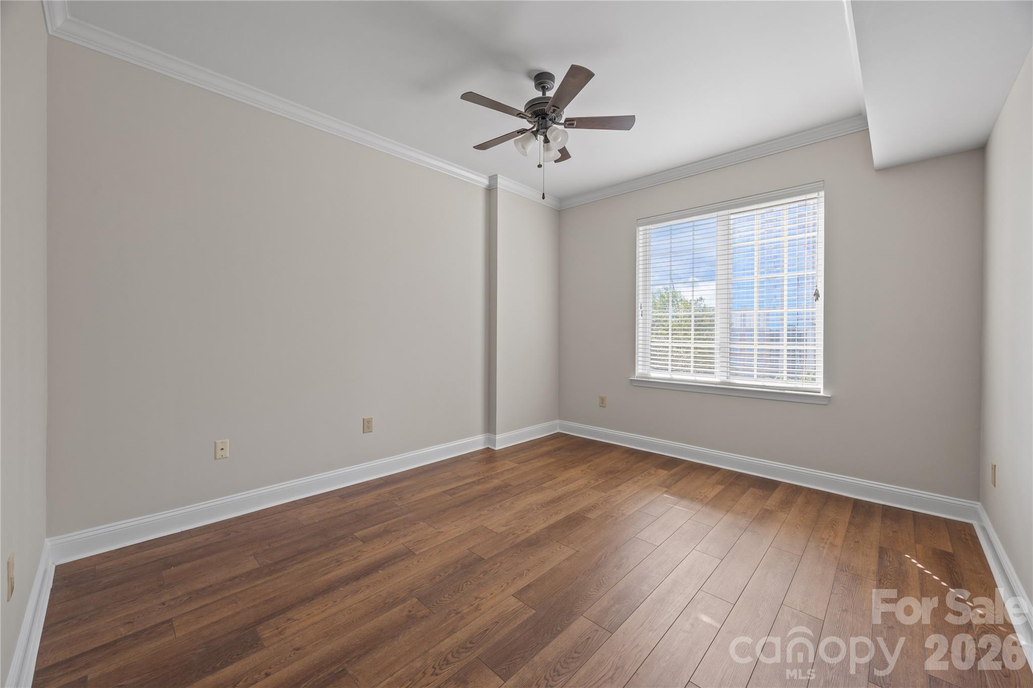 Fifth And Poplar - Residential