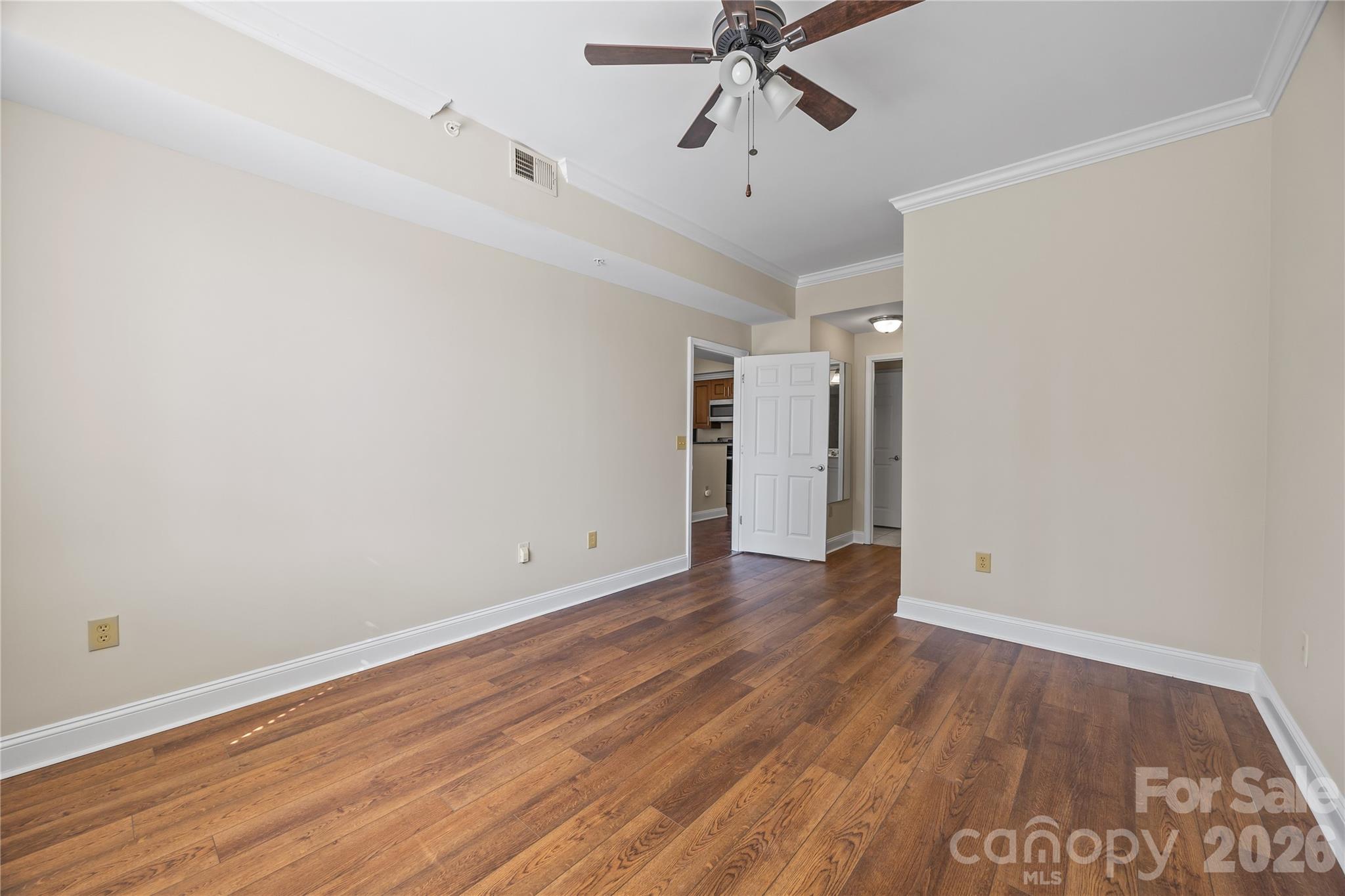 Fifth And Poplar - Residential