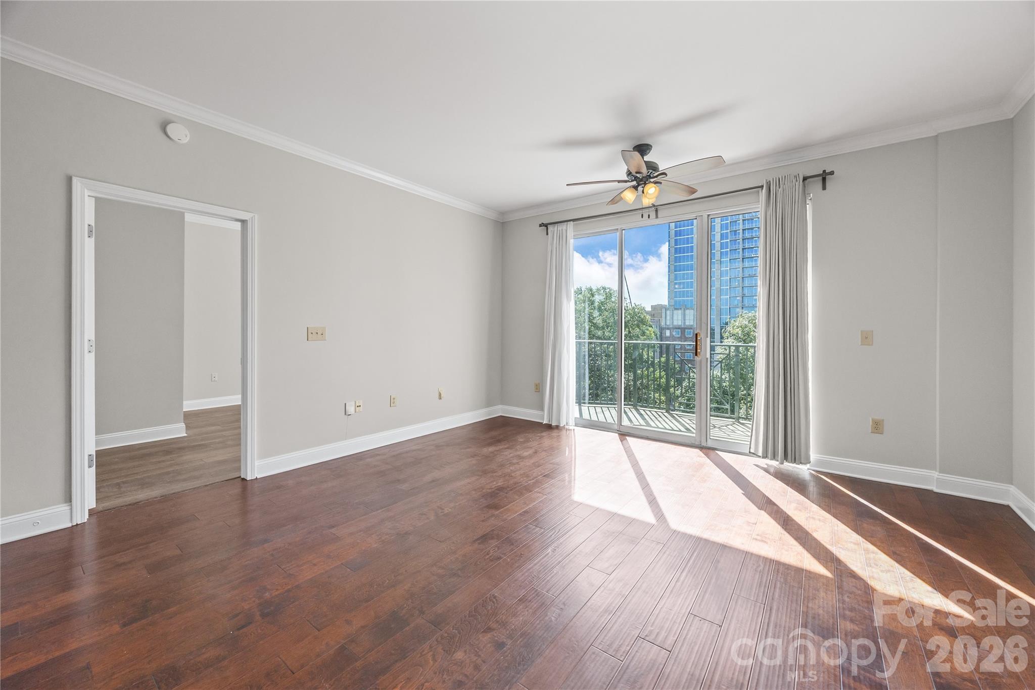 Fifth And Poplar - Residential