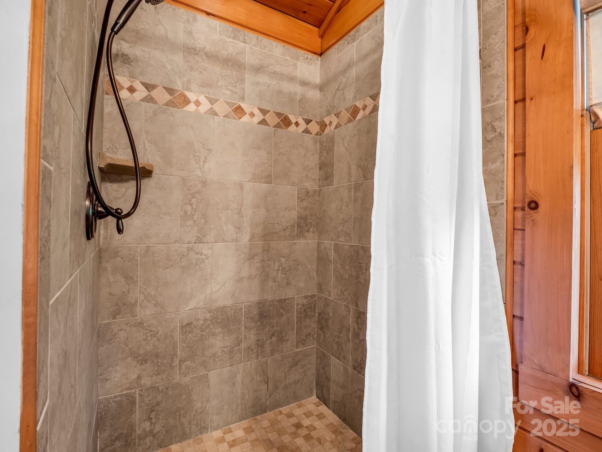 Cedar Creek Mountain - Residential