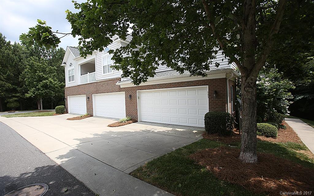 Riviera - Residential