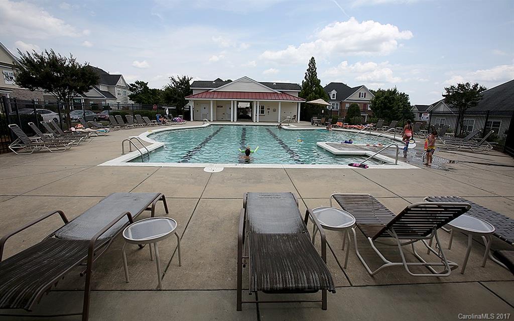 Riviera - Residential