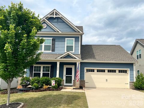 Photo of 204 Old Harbor Drive, Mount Gilead, NC 27306 (MLS # 4335591)