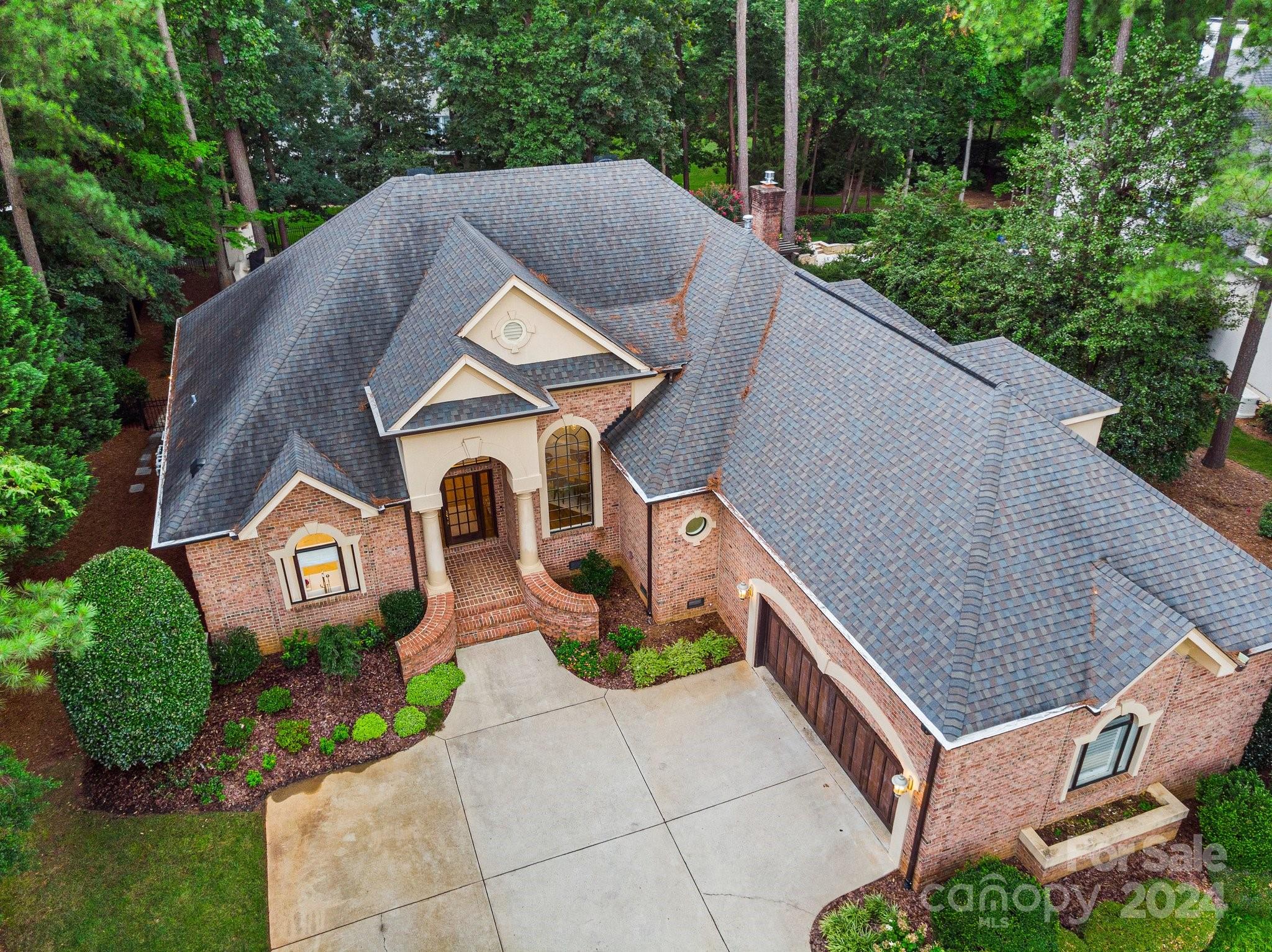 The Peninsula - Residential