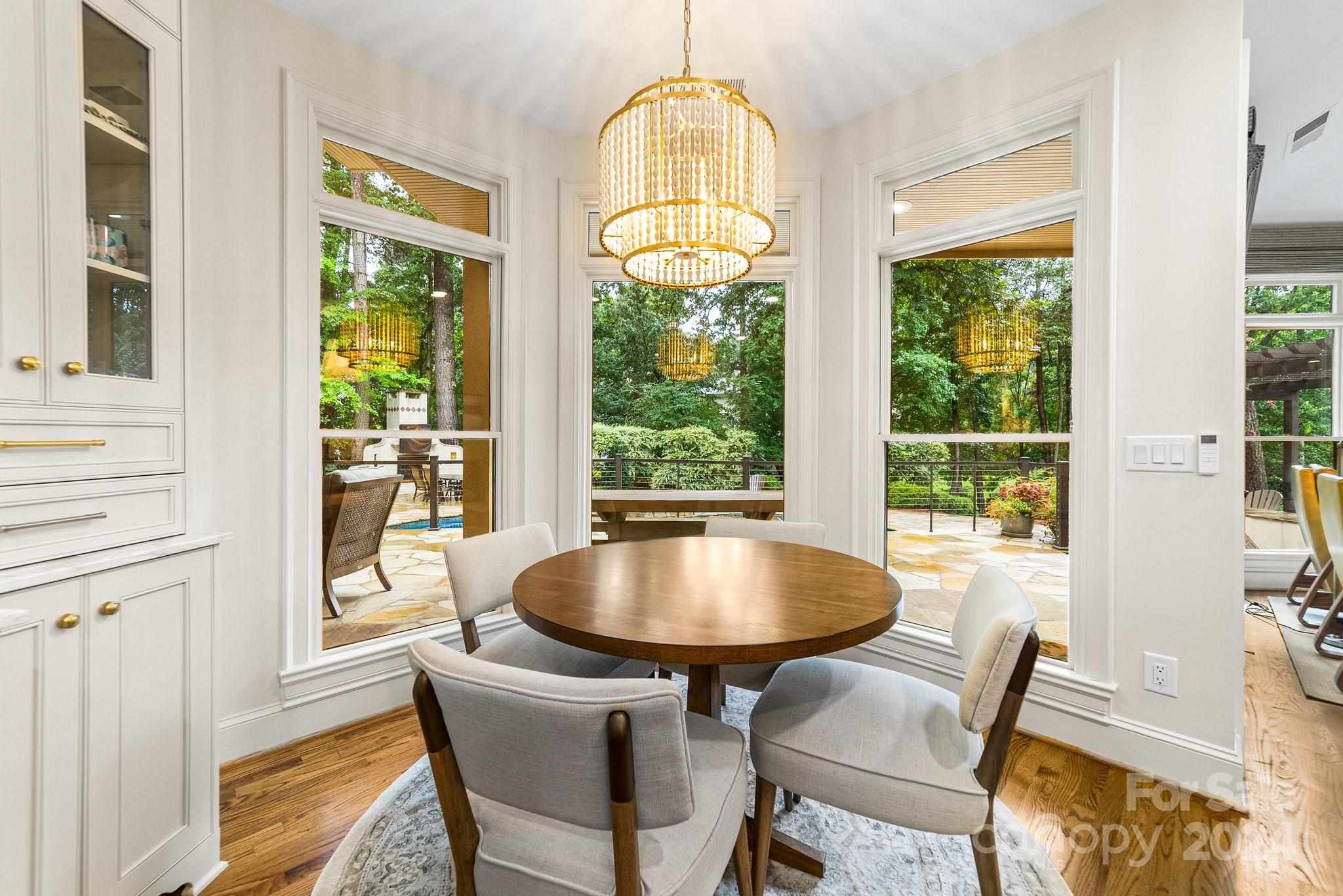 The Peninsula - Residential