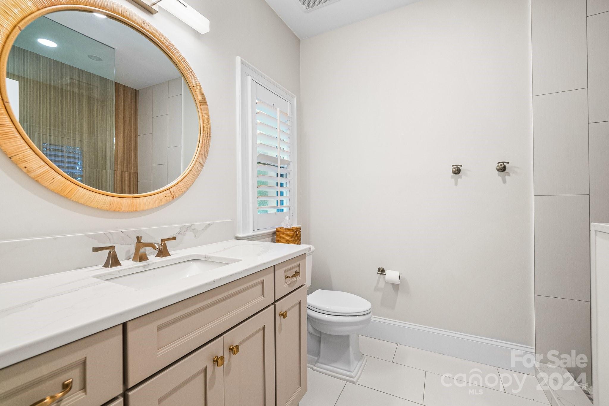 The Peninsula - Residential