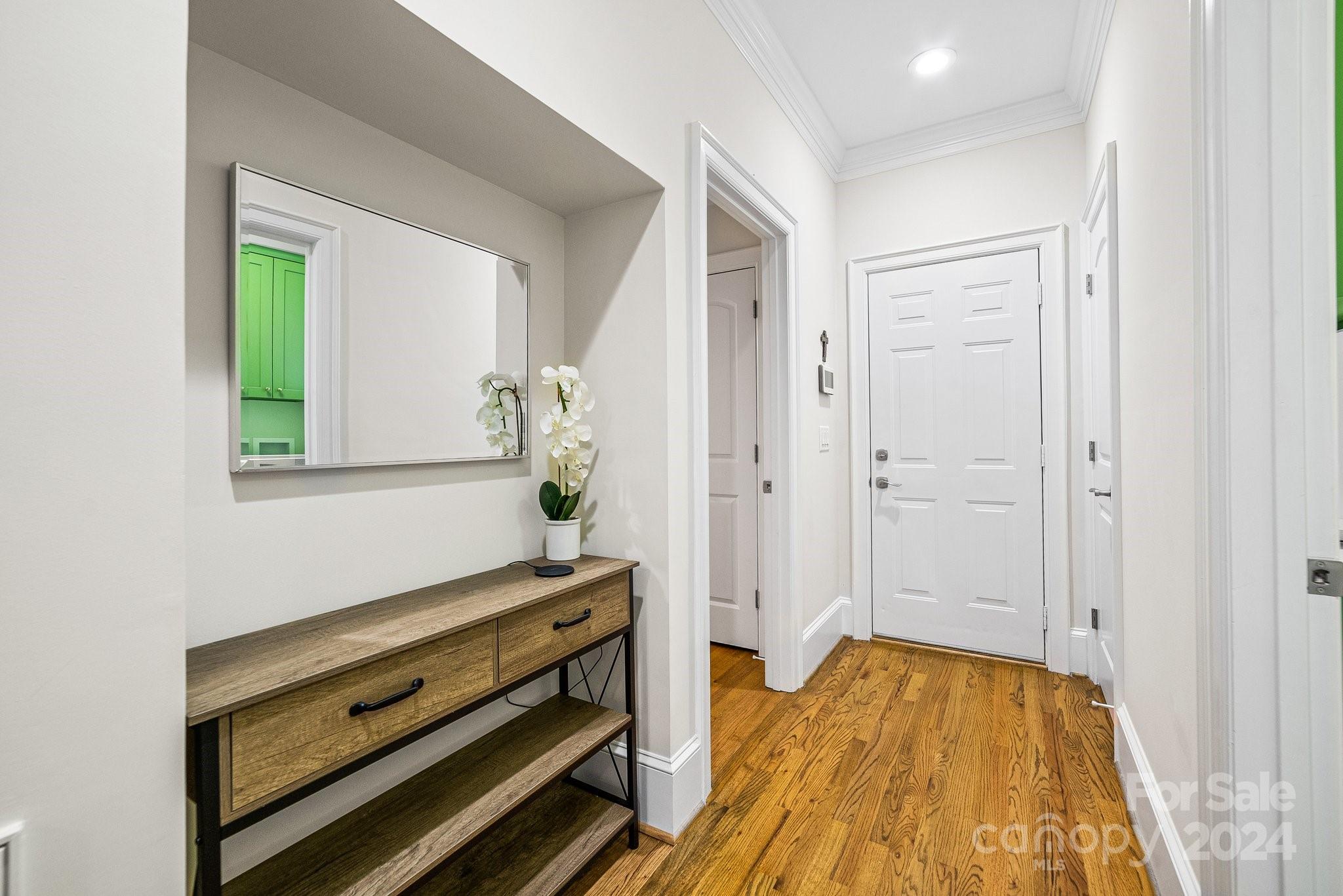 The Peninsula - Residential