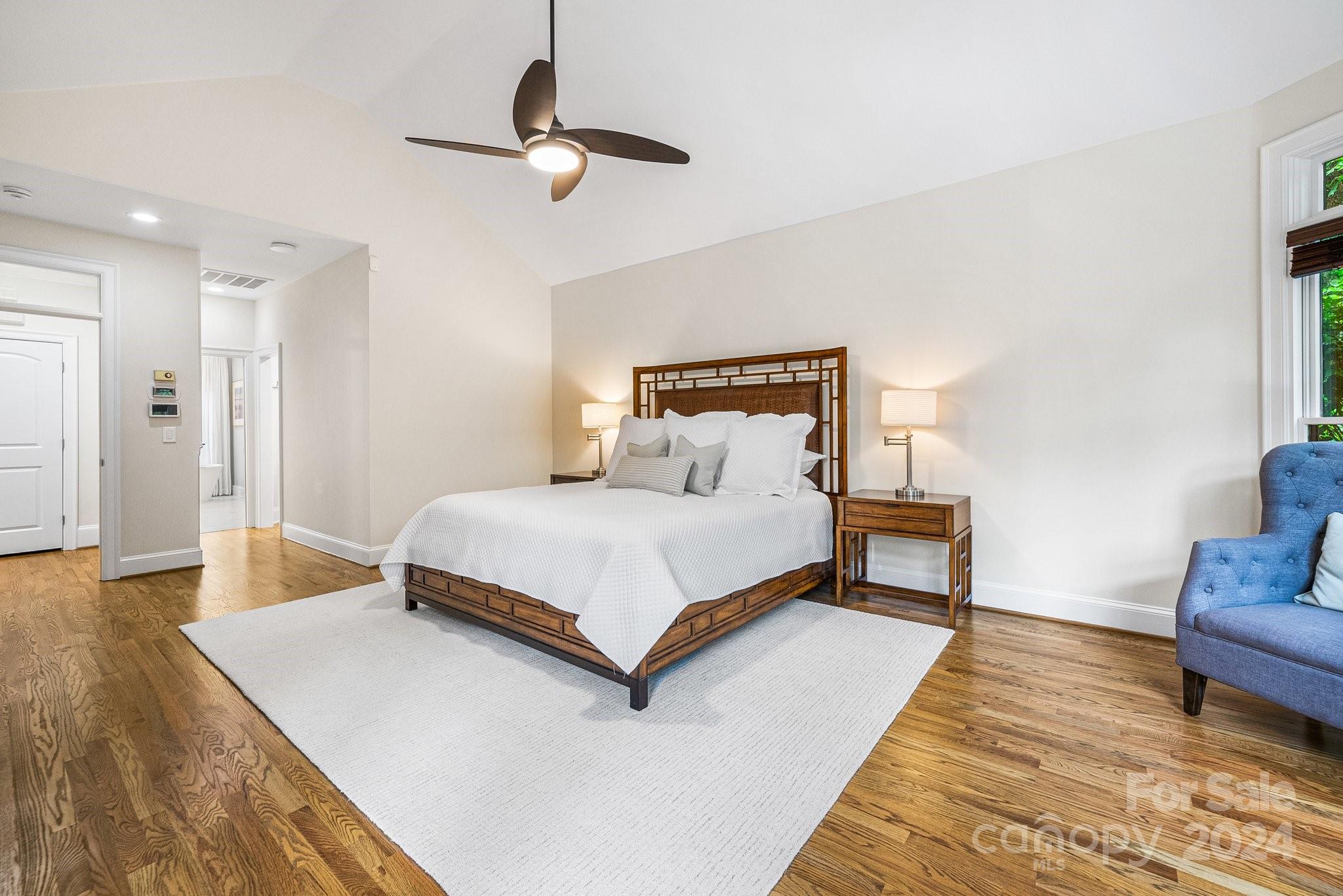 The Peninsula - Residential