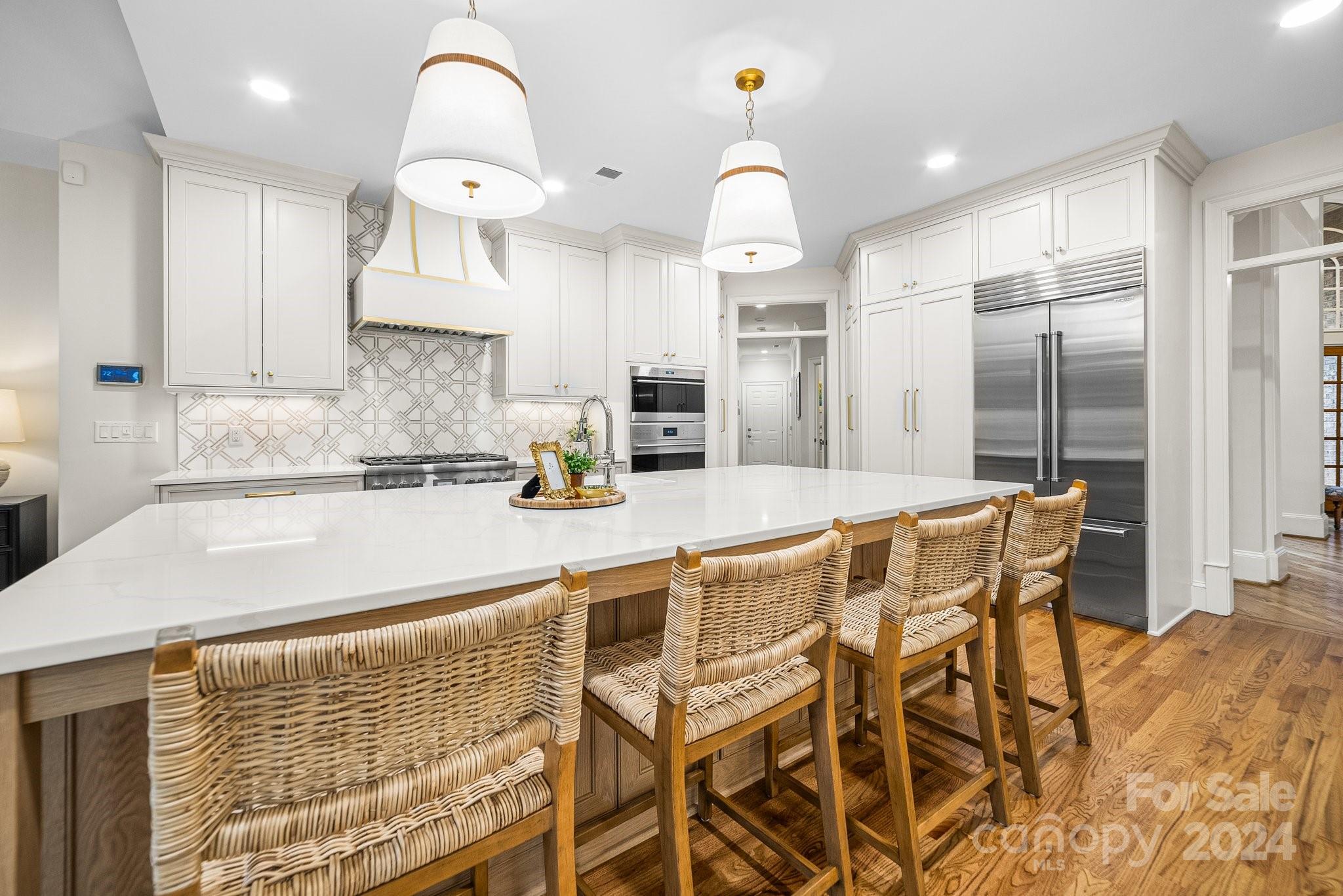 The Peninsula - Residential