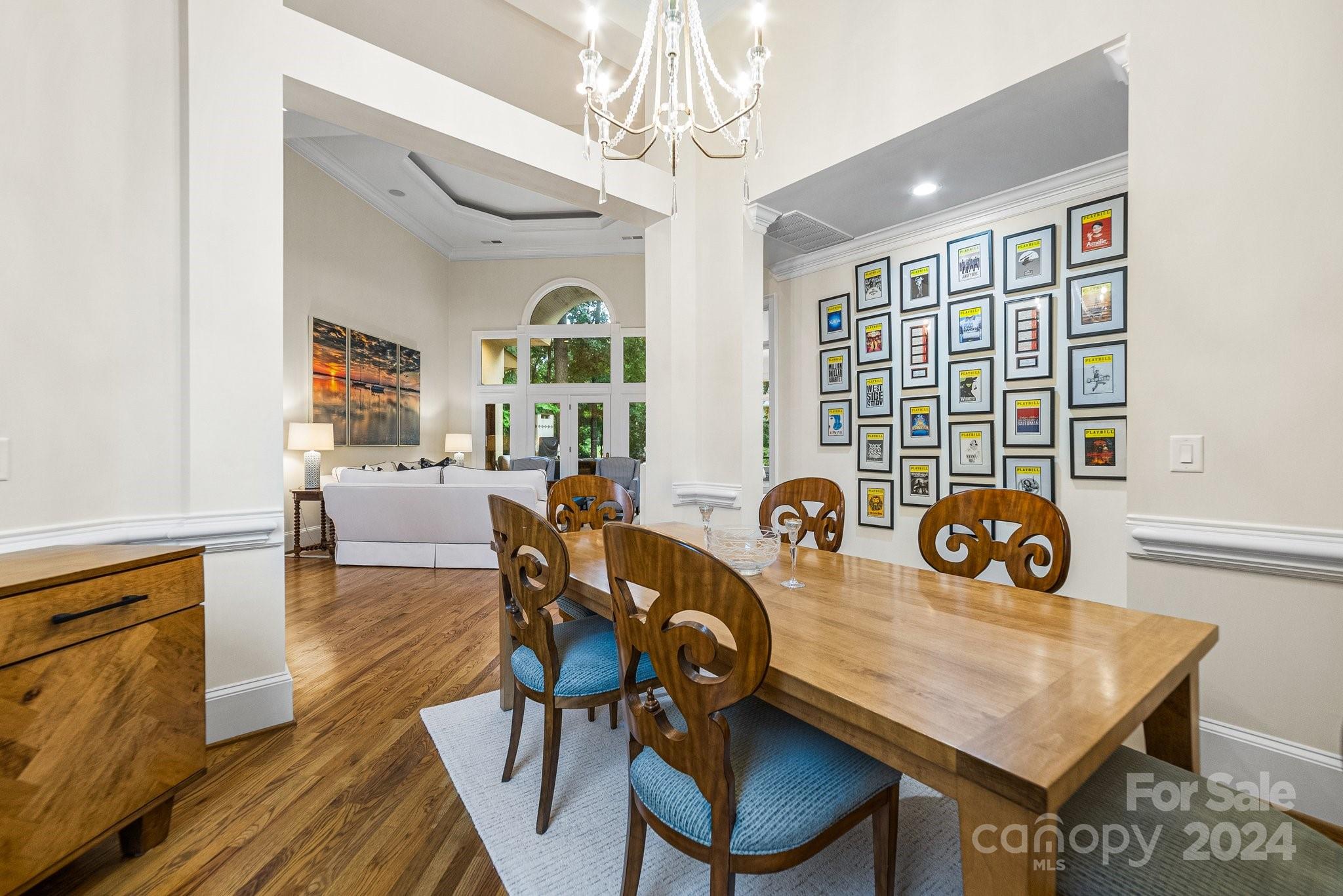 The Peninsula - Residential