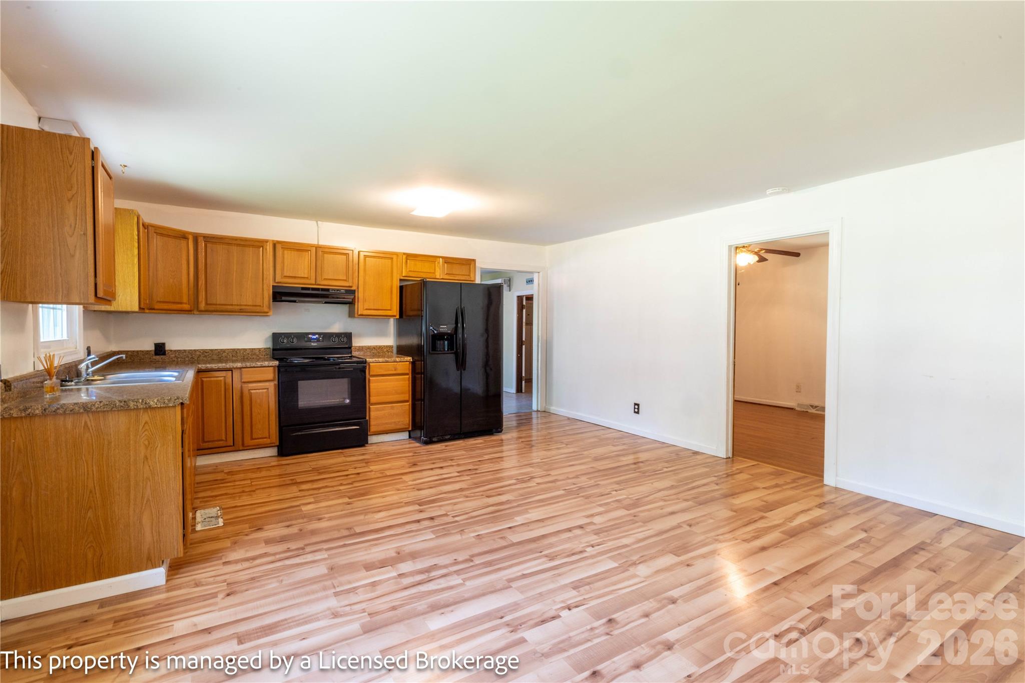 Unknown - Residential Lease