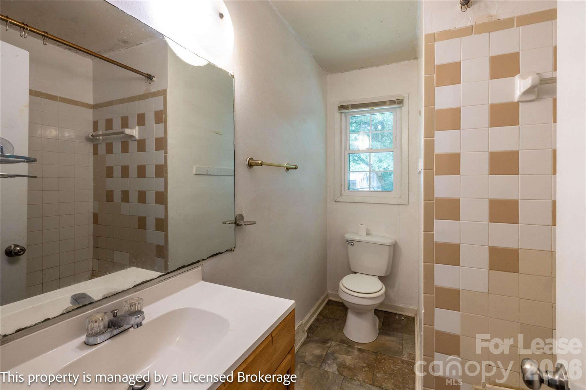 Unknown - Residential Lease