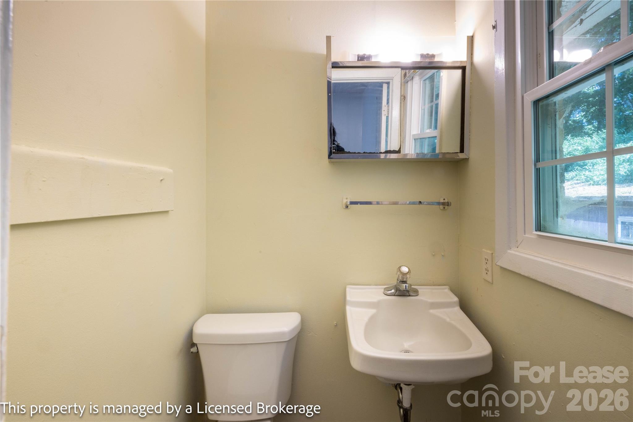 Unknown - Residential Lease