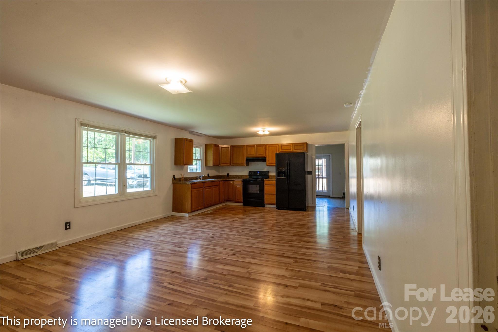 Unknown - Residential Lease