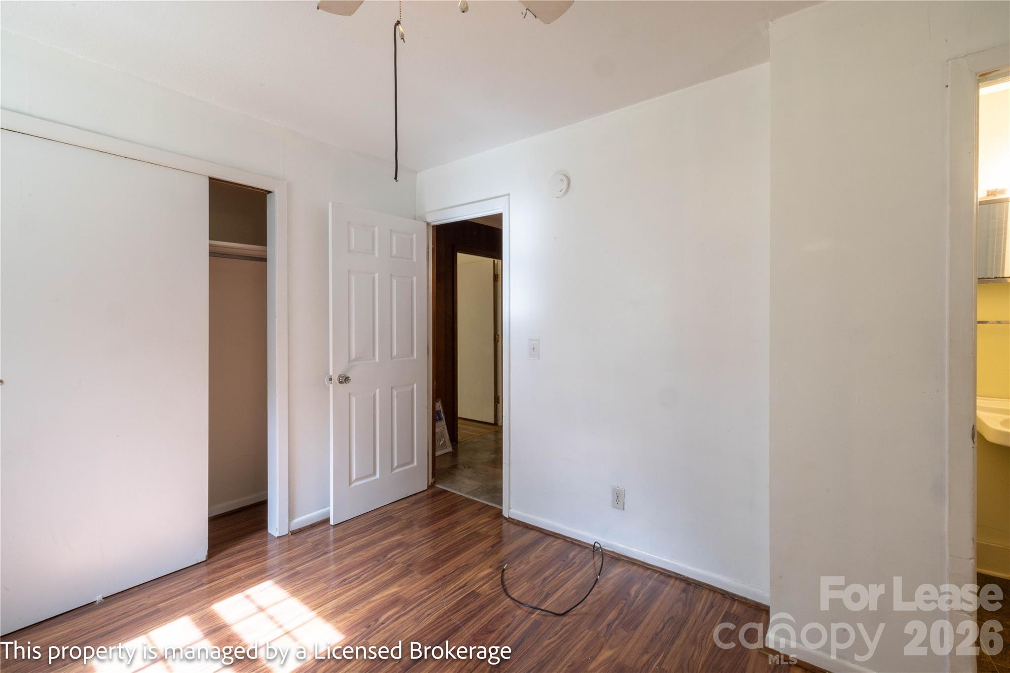 Unknown - Residential Lease