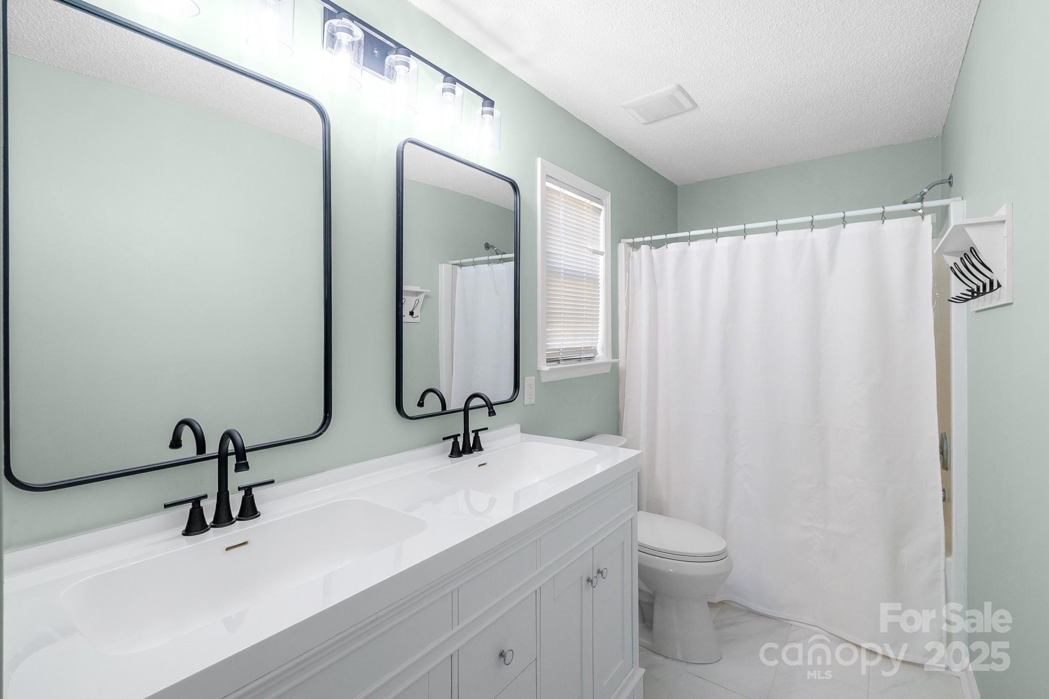 Chelsea Woods - Residential