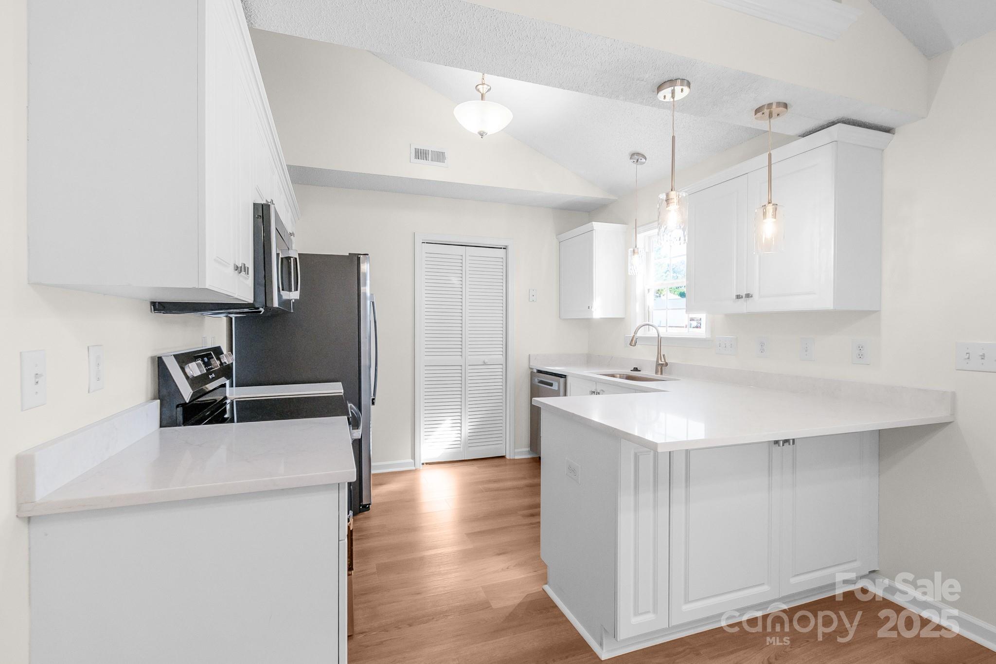 Chelsea Woods - Residential